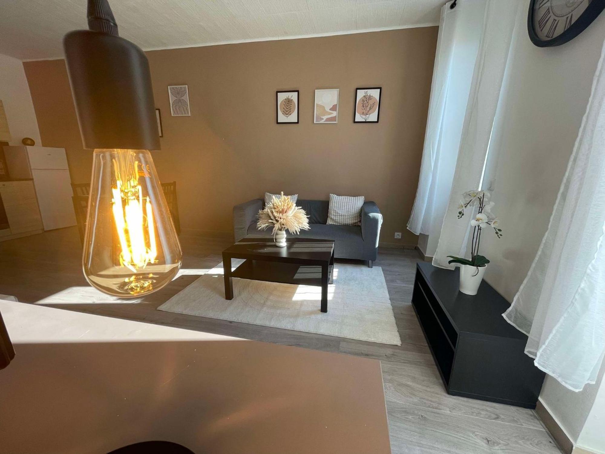 Marseille Centre - Wifi - Lave Et Seche Linge - Calme - Cuisine Apartment Luaran gambar